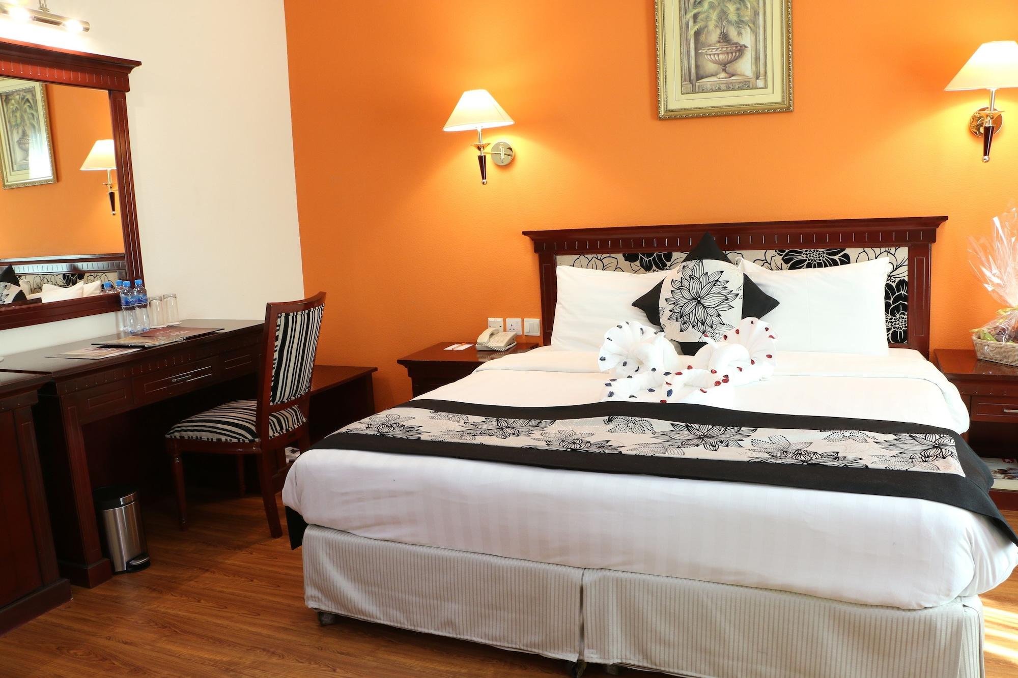Pars International Hotel Манама Екстериор снимка