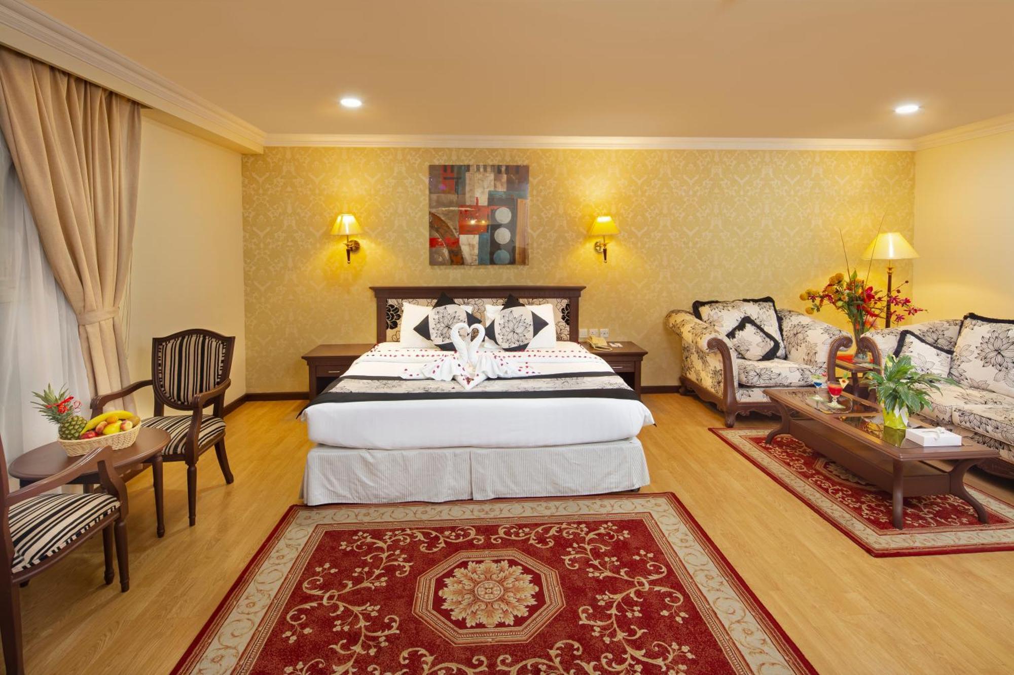 Pars International Hotel Манама Екстериор снимка