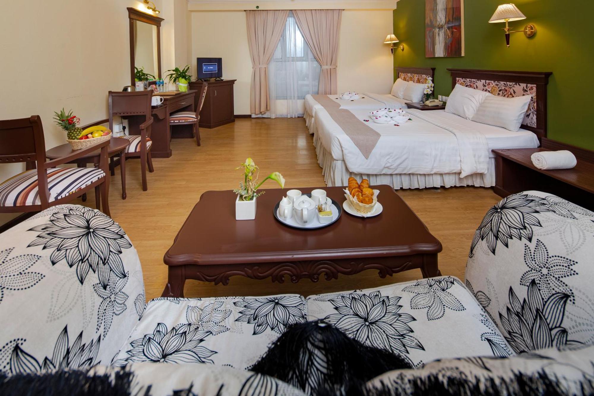 Pars International Hotel Манама Екстериор снимка