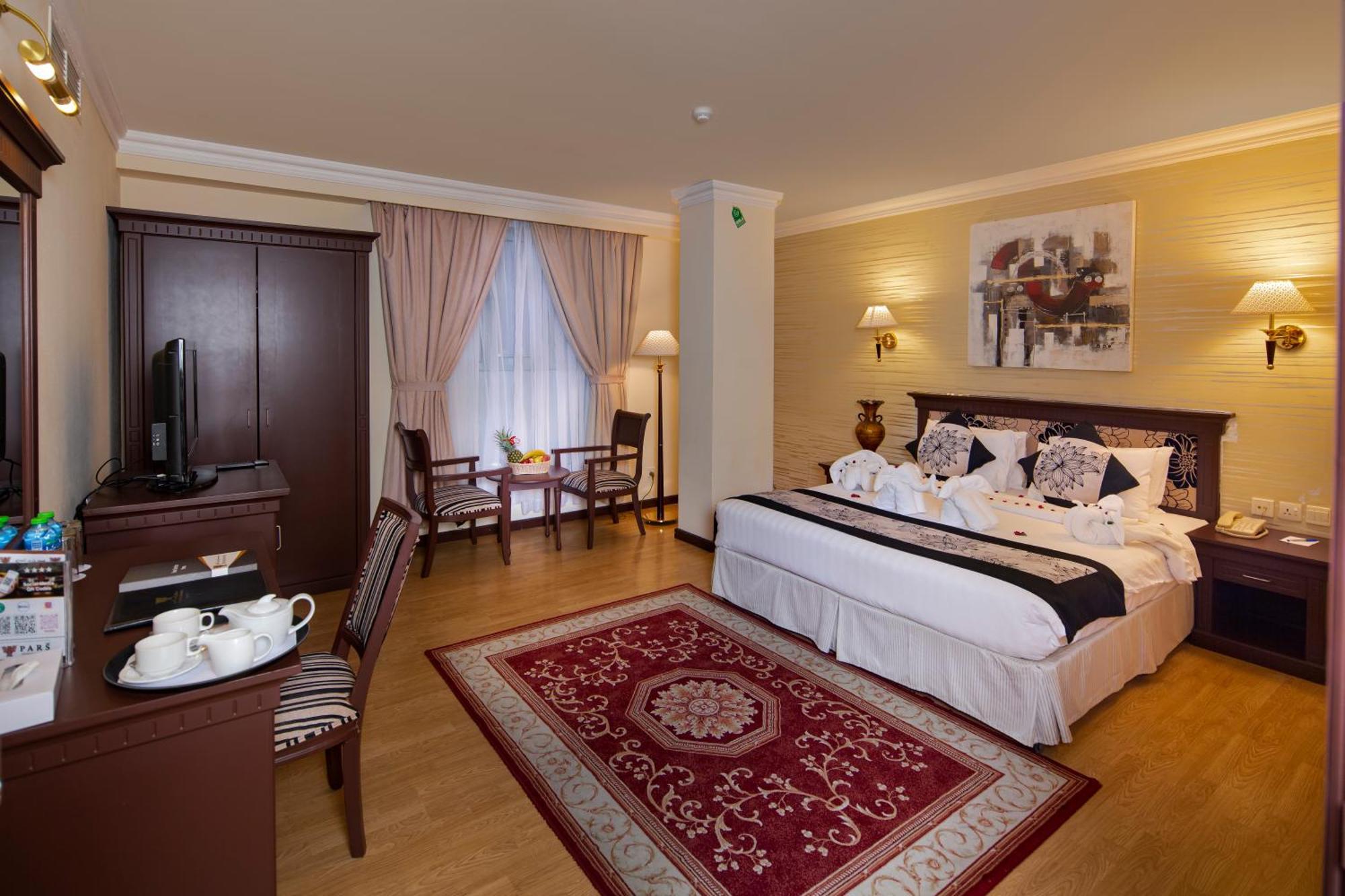 Pars International Hotel Манама Екстериор снимка
